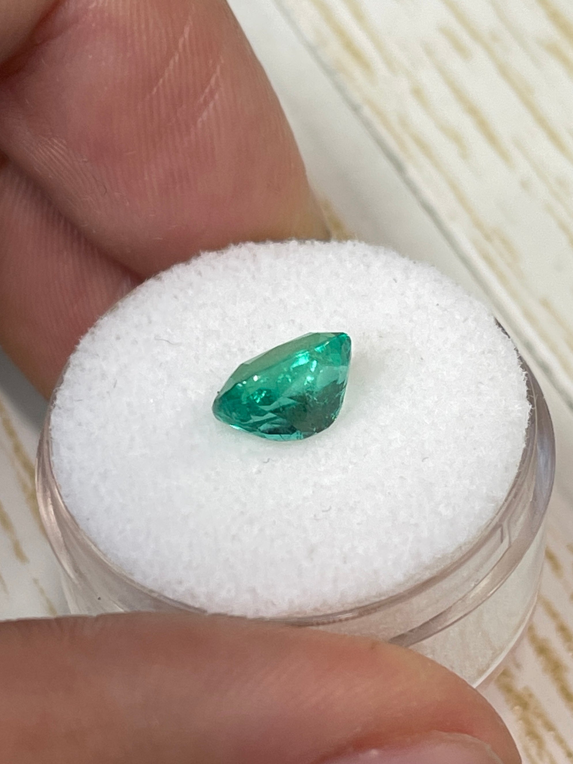 1.84 Carat Natural Colombian Emerald - 8.6x6.6mm Medium Bluish Green Cushion Cut Loose Gemstone for Jewelry Making, Engagement Rings & Collector's Pieces
