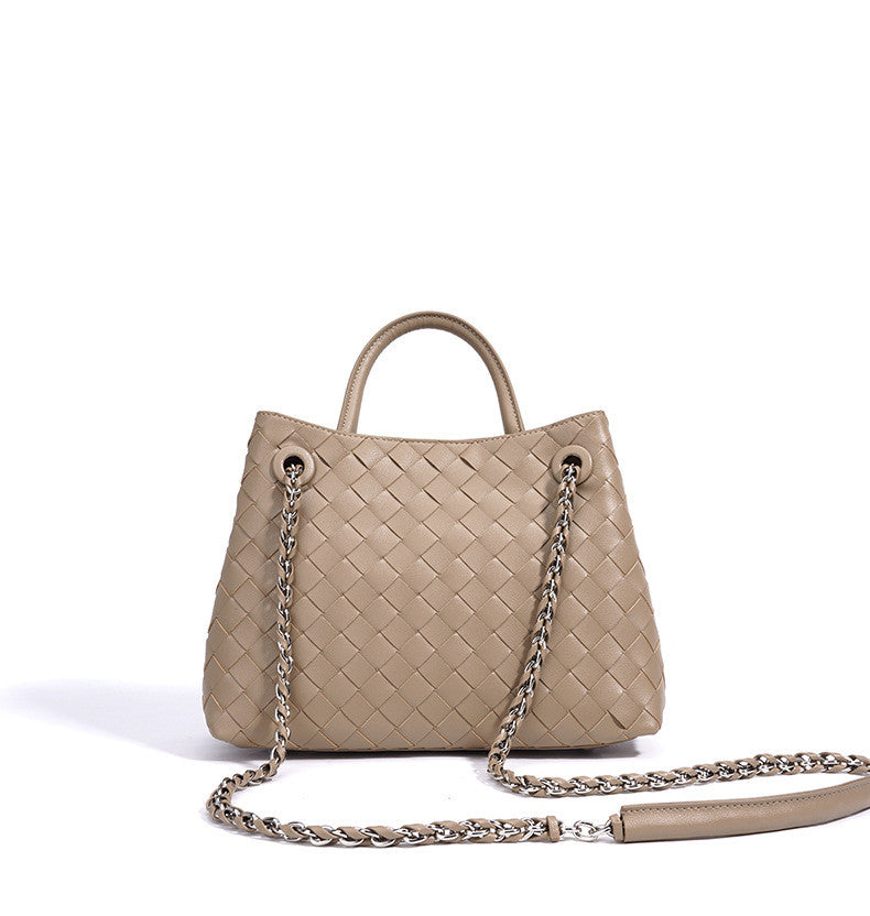 Stylish Woven Leather Crossbody Chain Bag for Women - Trendy Handbag Purse with Adjustable Strap - Perfect for Parties, Dating & Daily Use