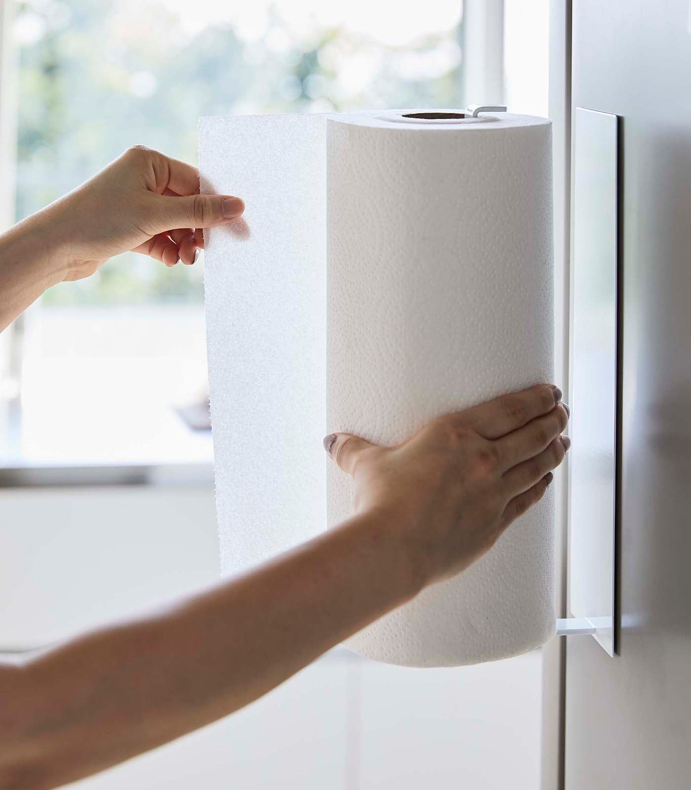 Stainless Steel Magnetic Paper Towel Holder - Strong Adhesive Kitchen Organizer for Fridge, Cabinet & Office (Perfect for Hands-Free Paper Towel Access)