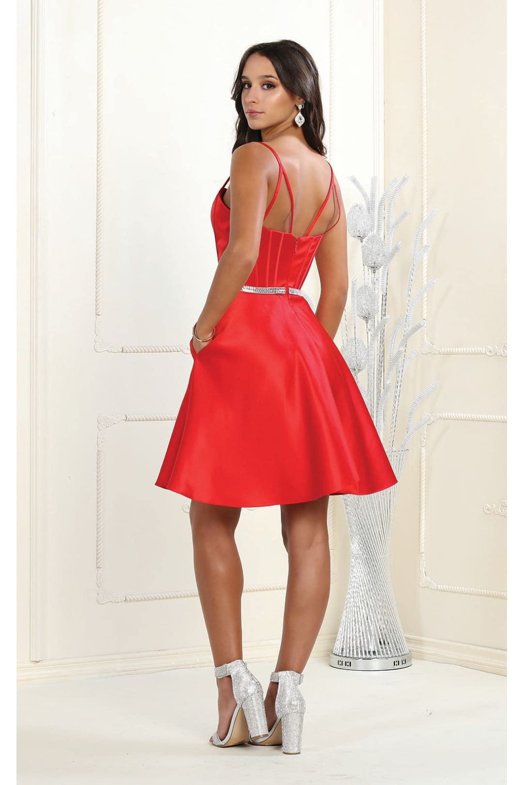 Sweetheart Neckline Cocktail Dress for Women - Elegant Party Gown for Evening Events, Weddings & Date Nights