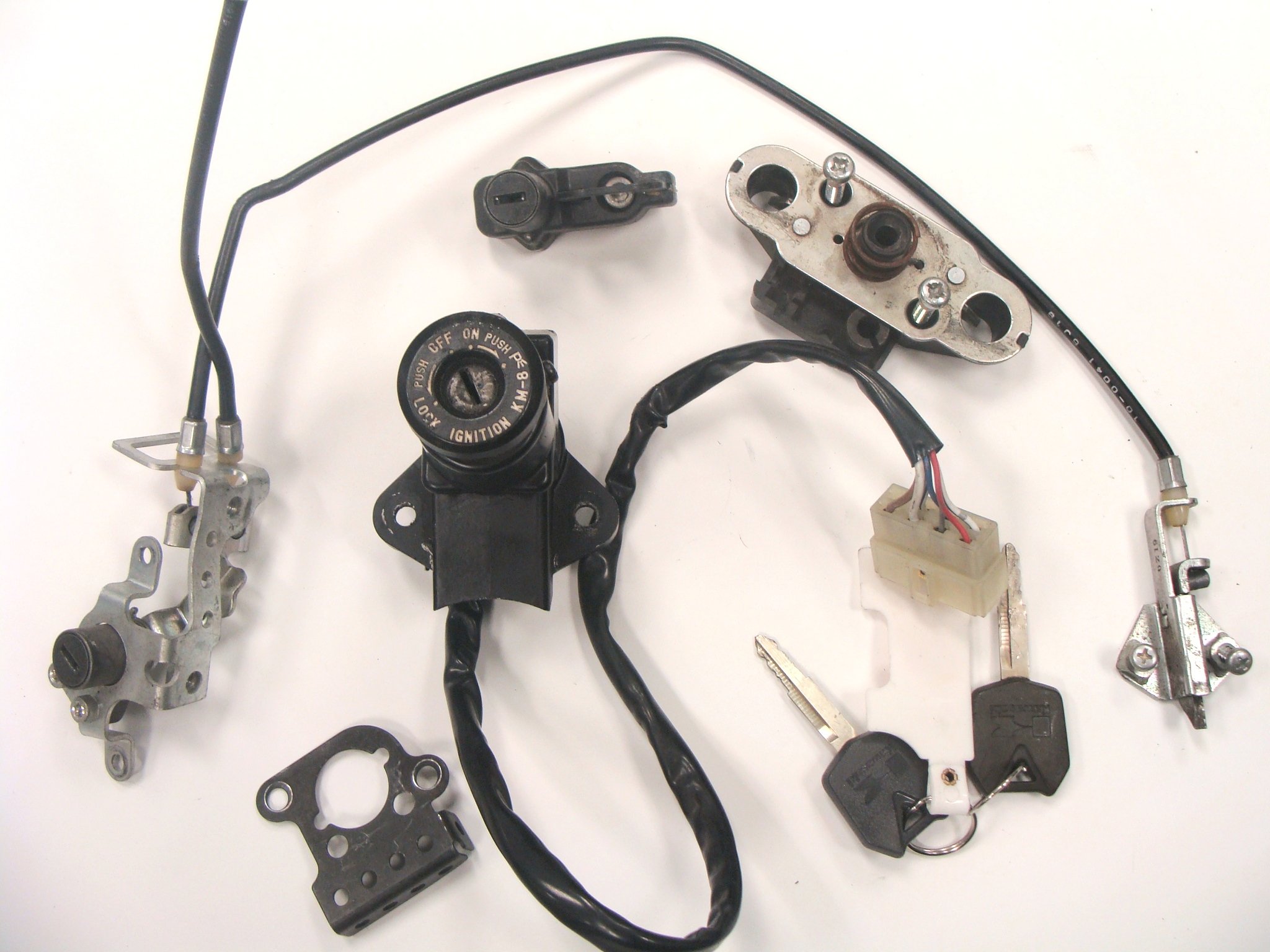Kawasaki ZX-14 Ignition Switch & Seat Lock With Key - OEM 270055139 & 270165339 | Motorcycle Security Replacement Parts for Kawasaki Ninja ZX14R | Perfect for Bike Maintenance, Repair & Anti-Theft Protection