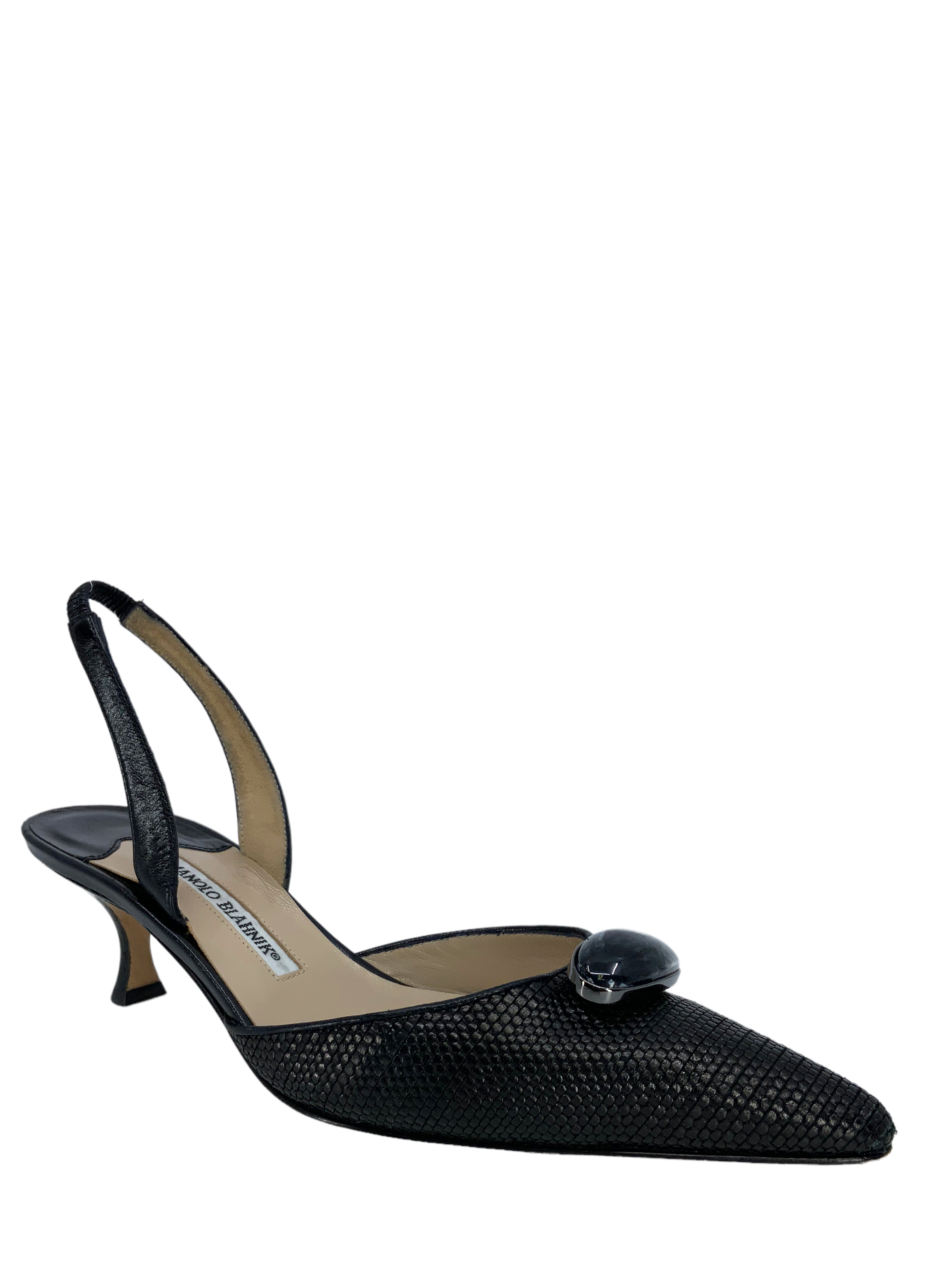 Manolo Blahnik Carolyne Woven Straw Slingback Pumps - Women's Size 9 | Summer Weddings, Beach Parties & Outdoor Events