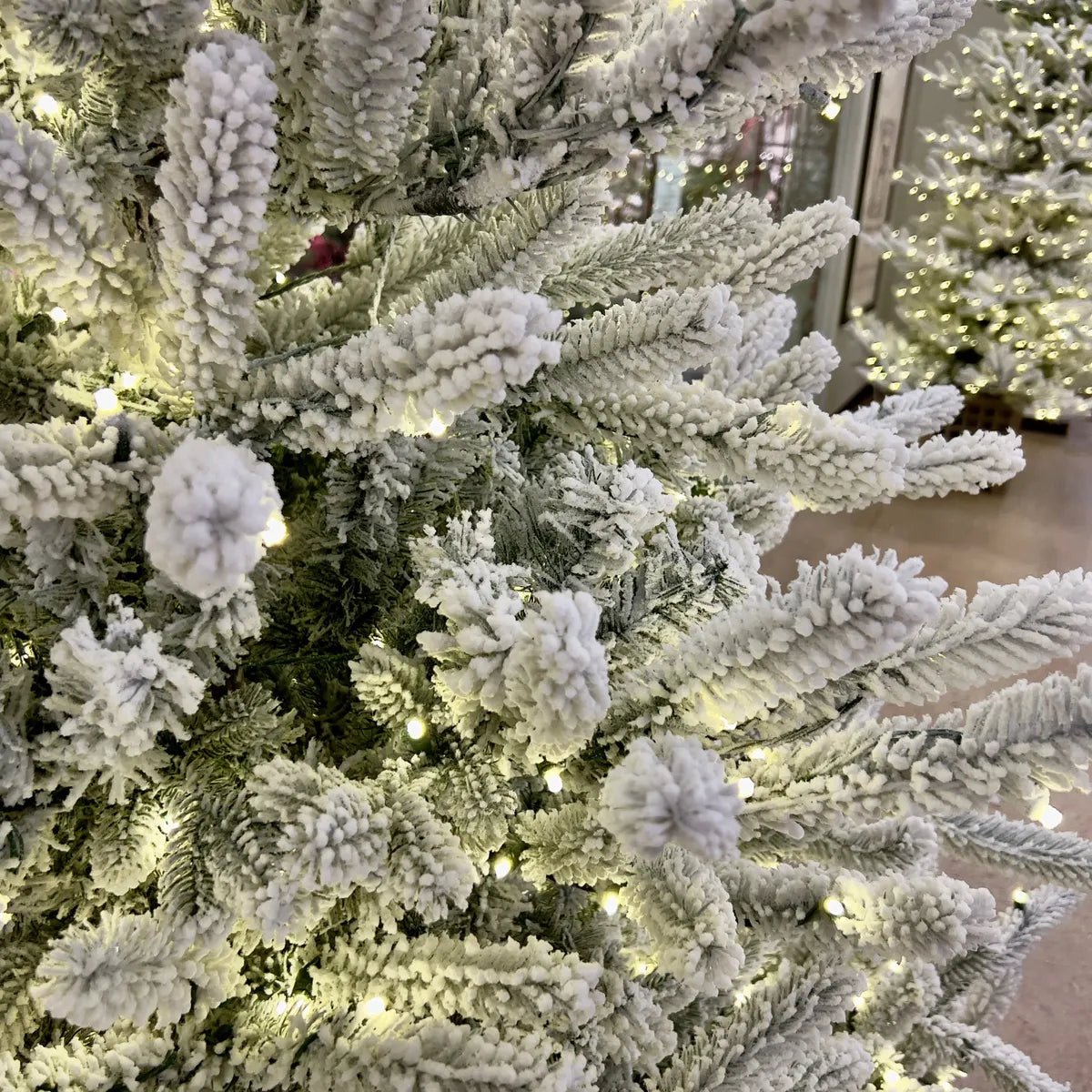 10' Flocked Balsam Fir Christmas Tree with 600 LED Lights - Perfect for Holiday Decor, Living Room, and Festive Home Parties