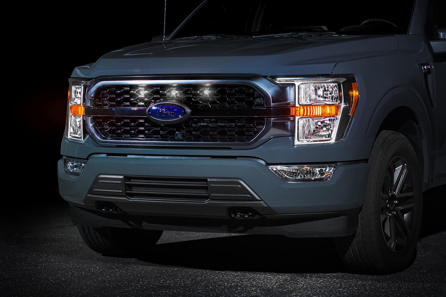 Ford F-150 Raptor Style Grille Light Kit - Compatible with King Ranch & Platinum Models (2021-2023) | Off-Road Lighting Upgrade for Truck Enthusiasts