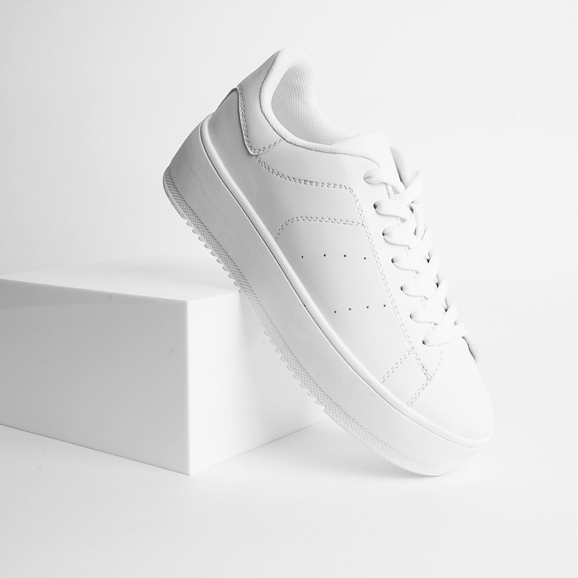 Hero White PU Leather - Durable, Waterproof & Stylish PU Leather for Bags, Shoes & Furniture | Perfect for DIY Crafts, Upholstery & Fashion Accessories