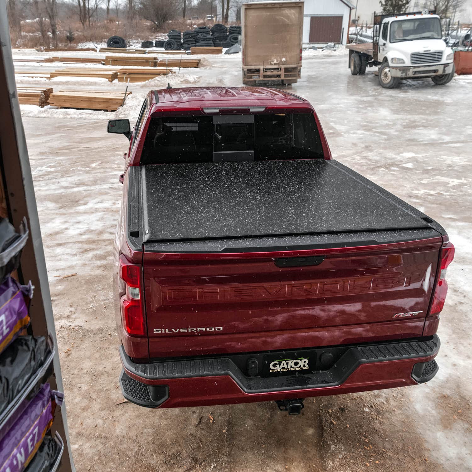 Gator ETX Soft Roll Up Truck Bed Tonneau Cover | 53106 | Fits 2007-2013 Chevy/GMC Silverado/Sierra 5'9