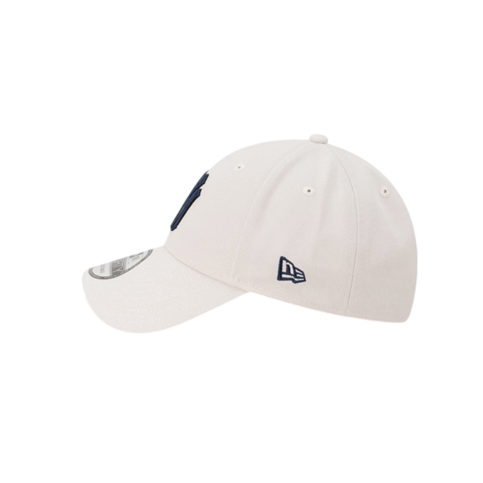 New Era 940 Pre-Curved New York Yankees Adjustable Cloth Strap Cap in Stone Navy - Perfect for Baseball Games, Streetwear Fashion & Casual Outfits