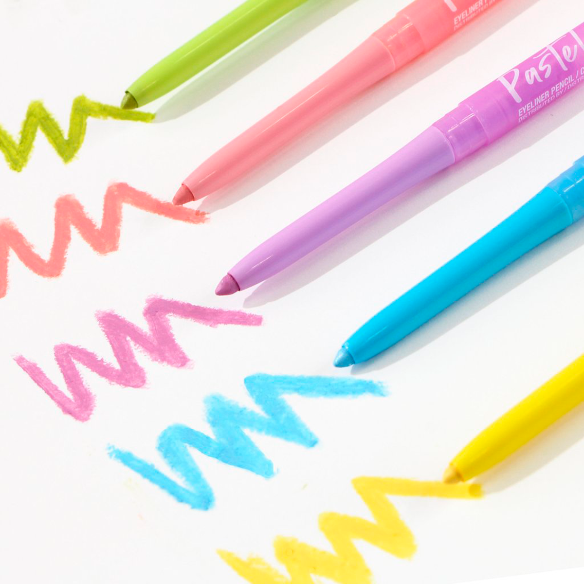 Pastel Dreams Auto Eyeliner - Baby Pink Waterproof Liquid Eyeliner for Natural Everyday Makeup | Perfect for Soft Glam Looks, Date Nights & Professional Makeup Artists
