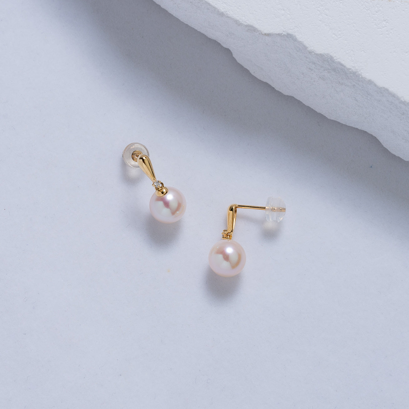 18K Solid Gold Diamond Freshwater Pearl Earrings for Women - Luxury Dangle Earrings for Wedding, Party & Special Occasions - KE00115