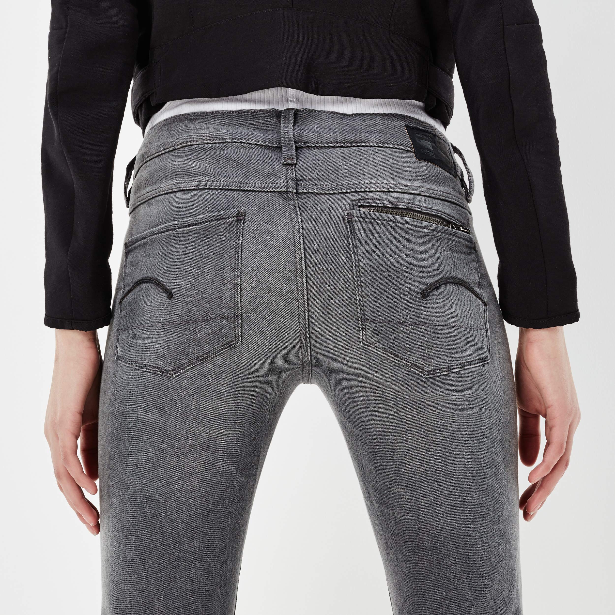 G-STAR Women's Attacc Mid Rise Straight Fit Jeans - Comfortable Denim Pants for Casual Wear, Office & Everyday Outfits