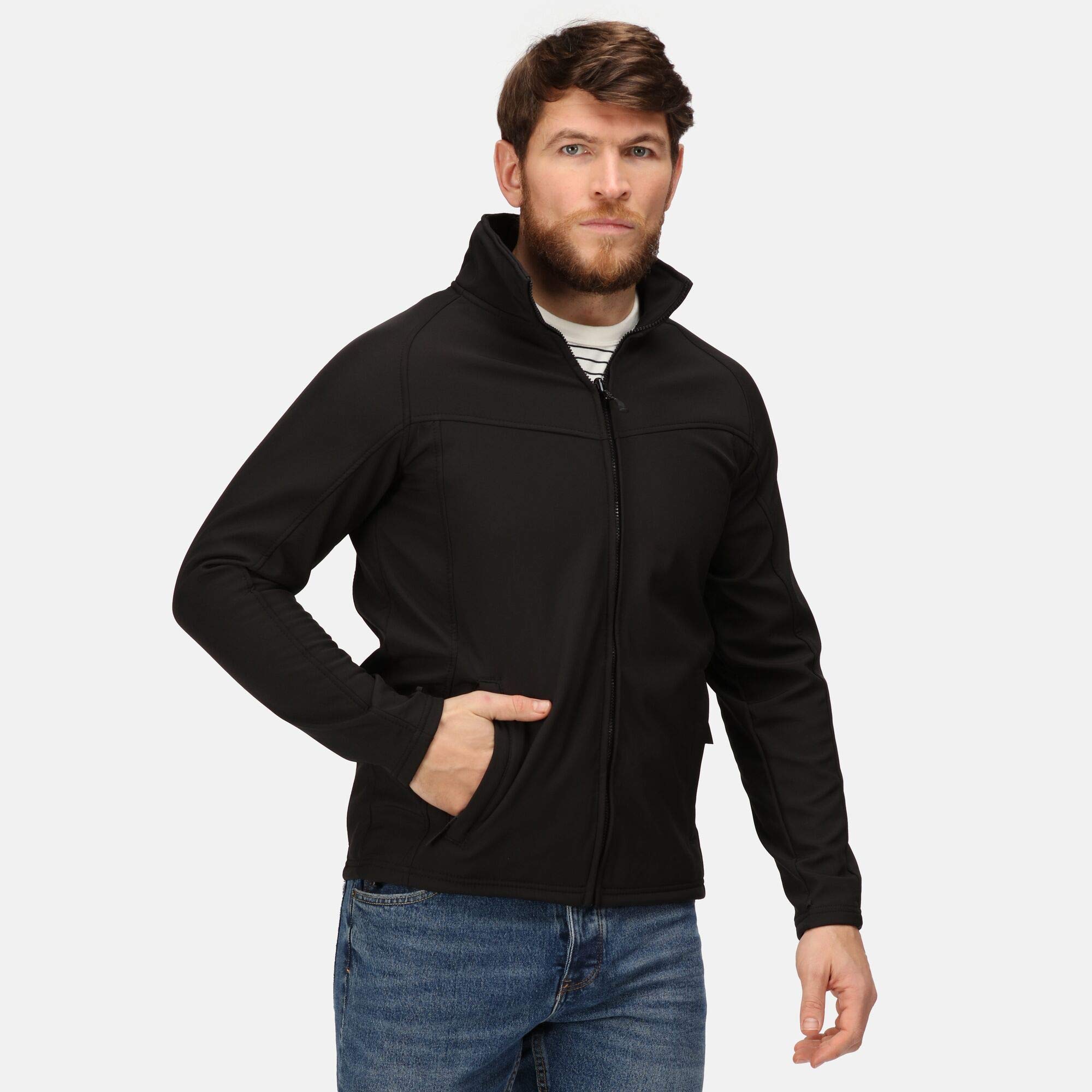 Professional Men's Regatta Uproar Interactive Warm Softshell Jacket - All Black 5XL - Ideal for Outdoor Activities, Hiking, and Winter Sports