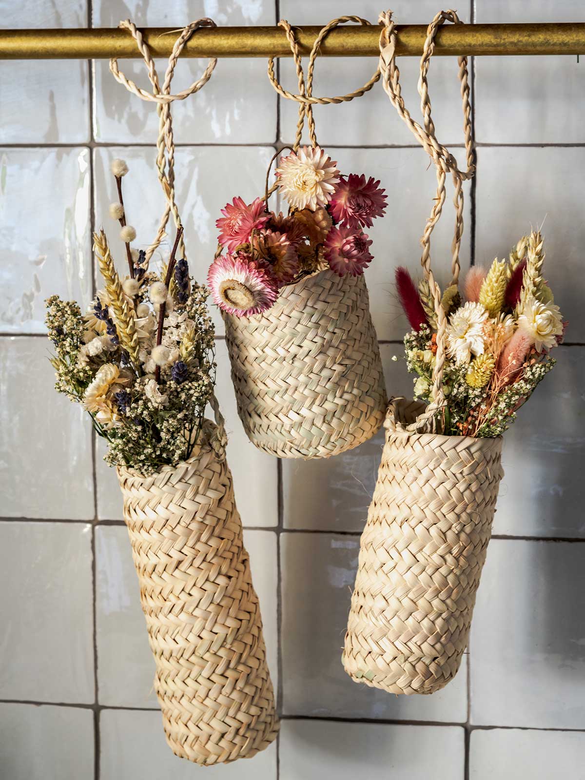 Large Hanging Plant Baskets for Indoor & Outdoor Decor - Macrame Wall Hangers for Plants, Flowers & Home Garden Decorations