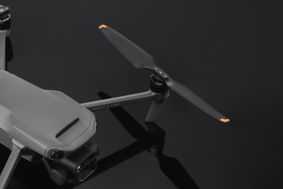 DJI Mavic 3 Quiet Propellers - Low Noise Replacement Blades for Smooth Aerial Photography - Perfect for Travel Vlogging, Real Estate Filming & Outdoor Adventures