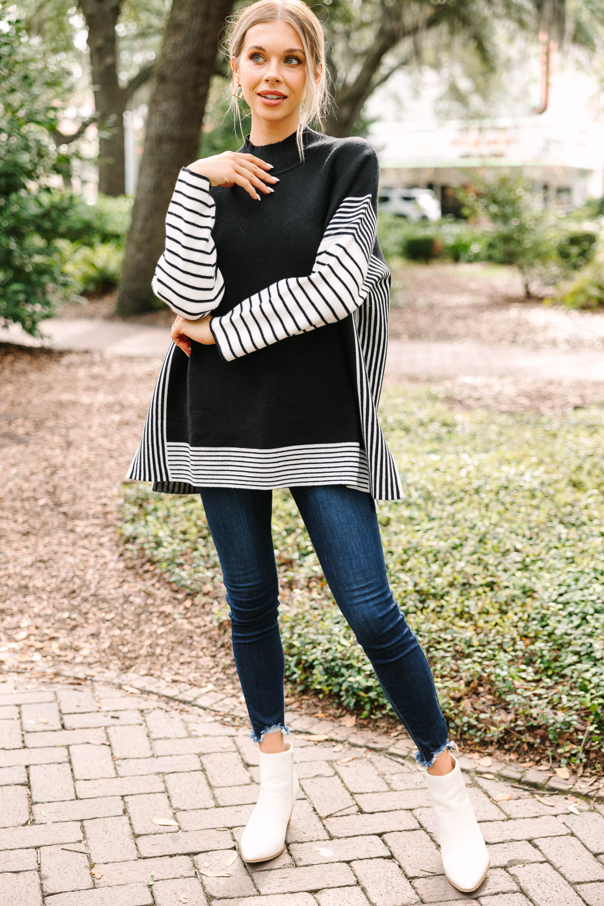 Stylish Black Striped Tunic for Women - Fashionable Long Blouse Top for Casual Wear, Office & Date Night Outfits