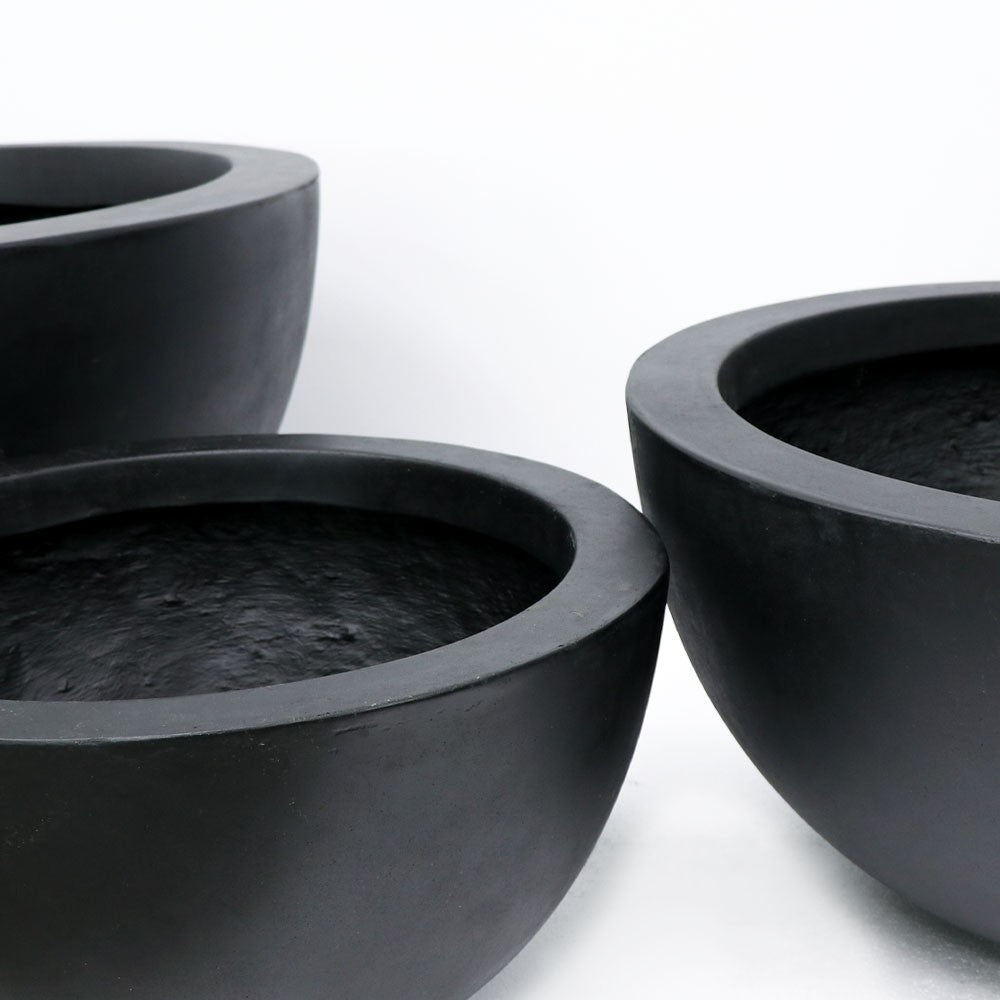 Awatere Black Outdoor Planter Pot - Large Flower Pot for Patio, Garden, Balcony Decor | Durable Weather-Resistant Plant Container