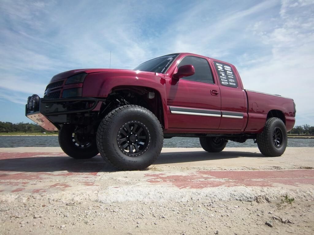 2003-2006 Chevrolet Silverado Bulge Style Fenders - Heavy Duty Replacement for Off-Road & Custom Truck Builds | Perfect for Lifted Trucks & Off-Road Adventures