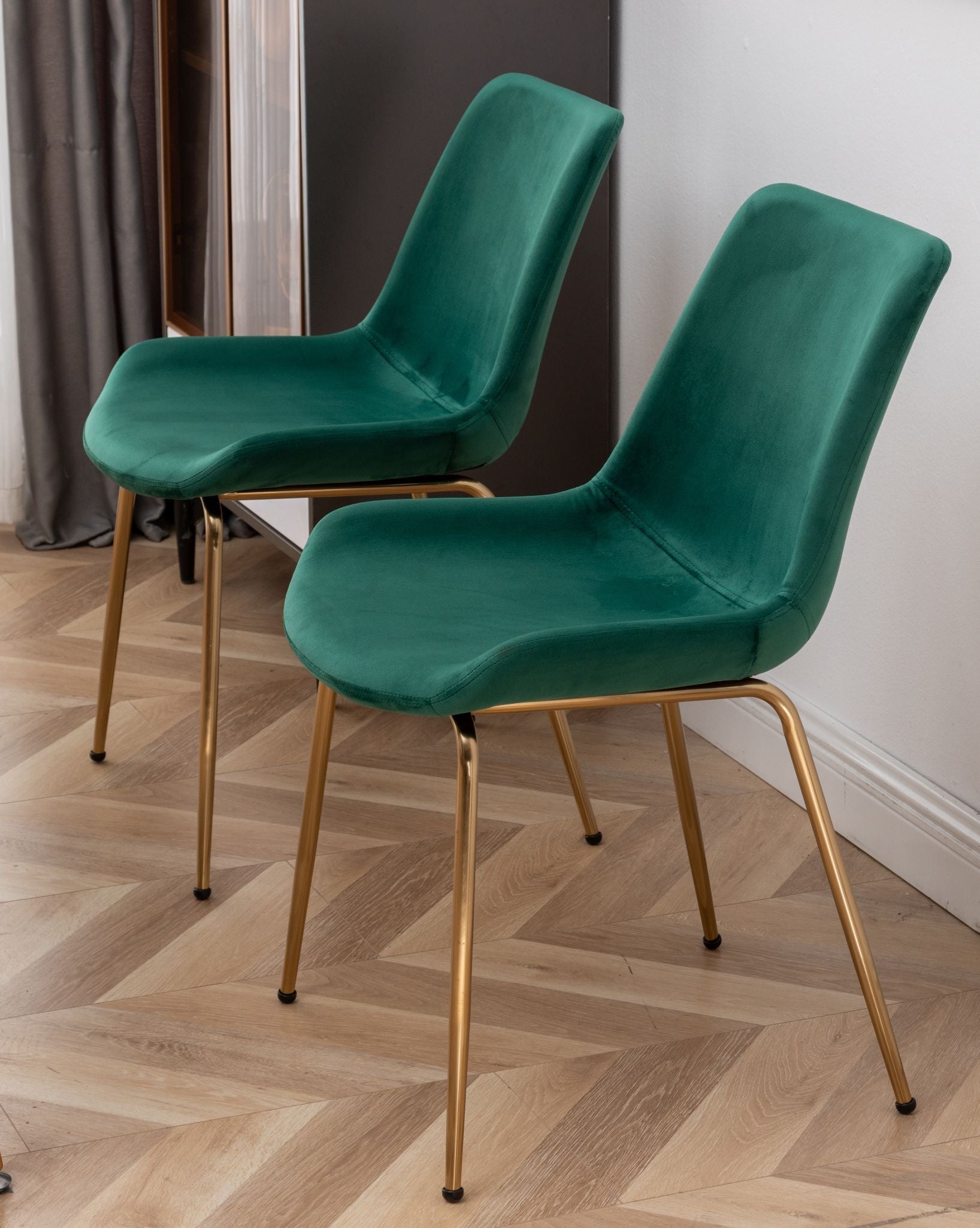 Roundhill Furniture Aufurr 3-Piece Modern Dining Set - 36