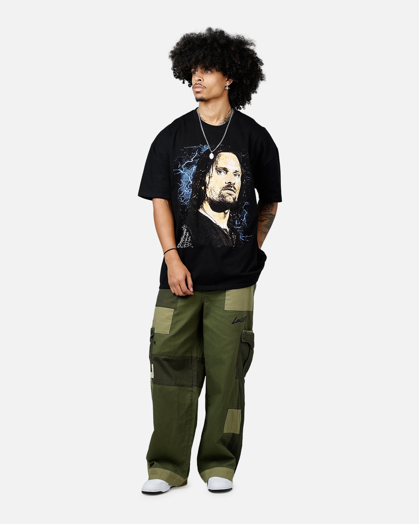 The Lord of the Rings Aragorn Heavyweight Cotton T-Shirt - Black | Officially Licensed LOTR Merchandise | Perfect for Cosplay, Movie Nights & Fantasy Fans