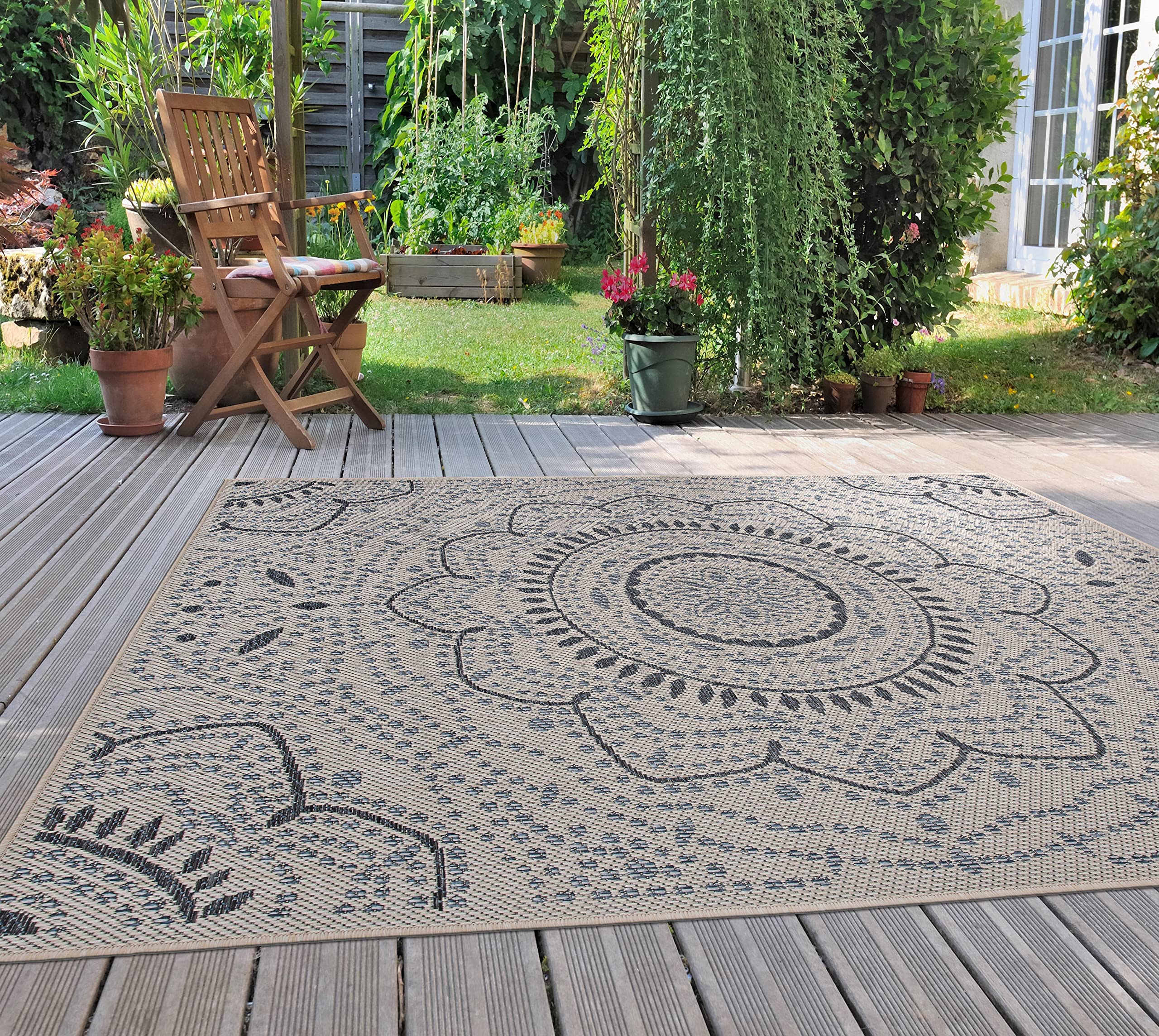 Premium Medallion Indoor/Outdoor Area Rug 7'10
