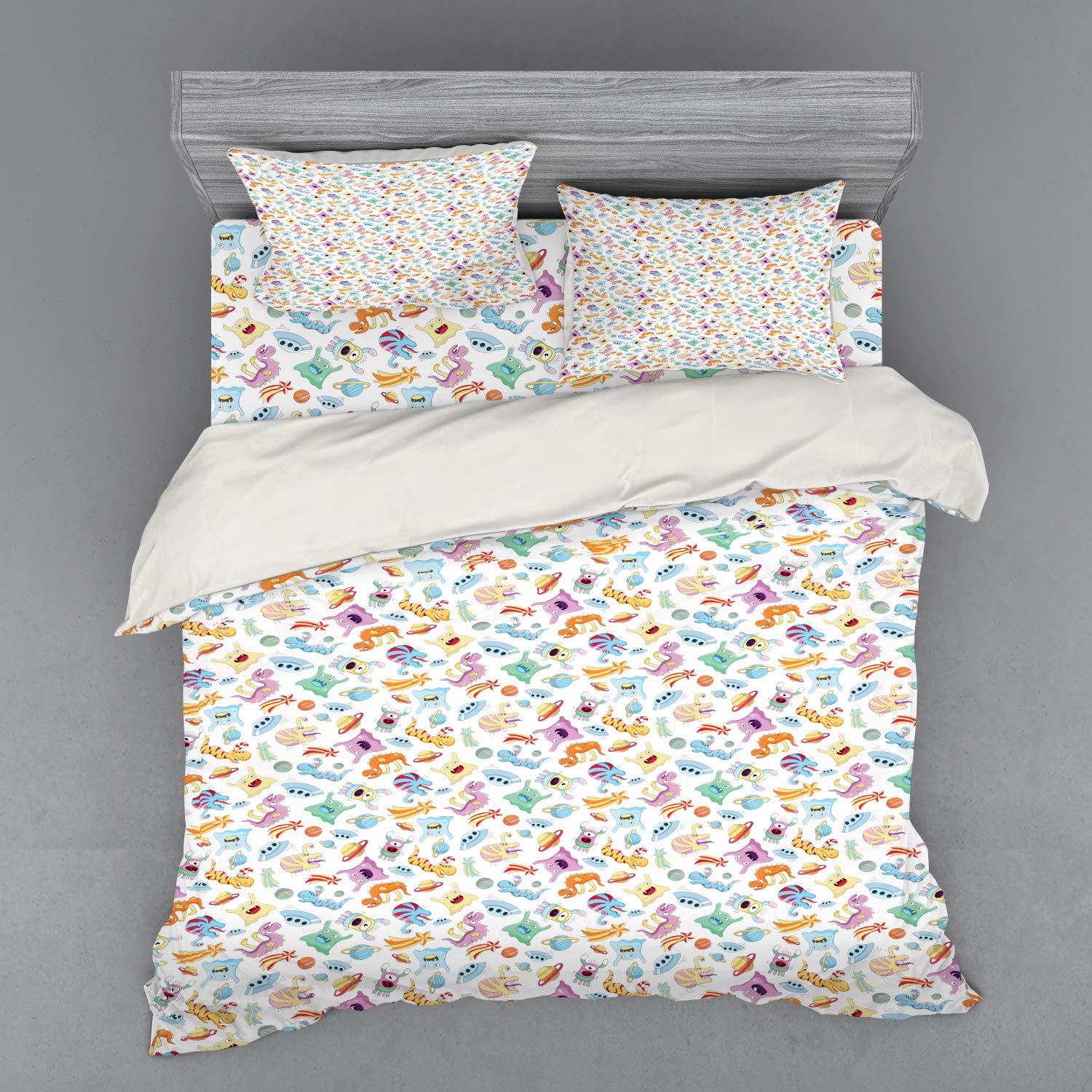 Ambesonne Alien Duvet Cover Set - Monsters, Aliens, Planets, UFOs & Shooting Stars Astronomy Theme 4-Piece Bedding Set with Shams & Fitted Sheet, King Size, Multicolor - Perfect for Sci-Fi Lovers & Space-Themed Bedrooms