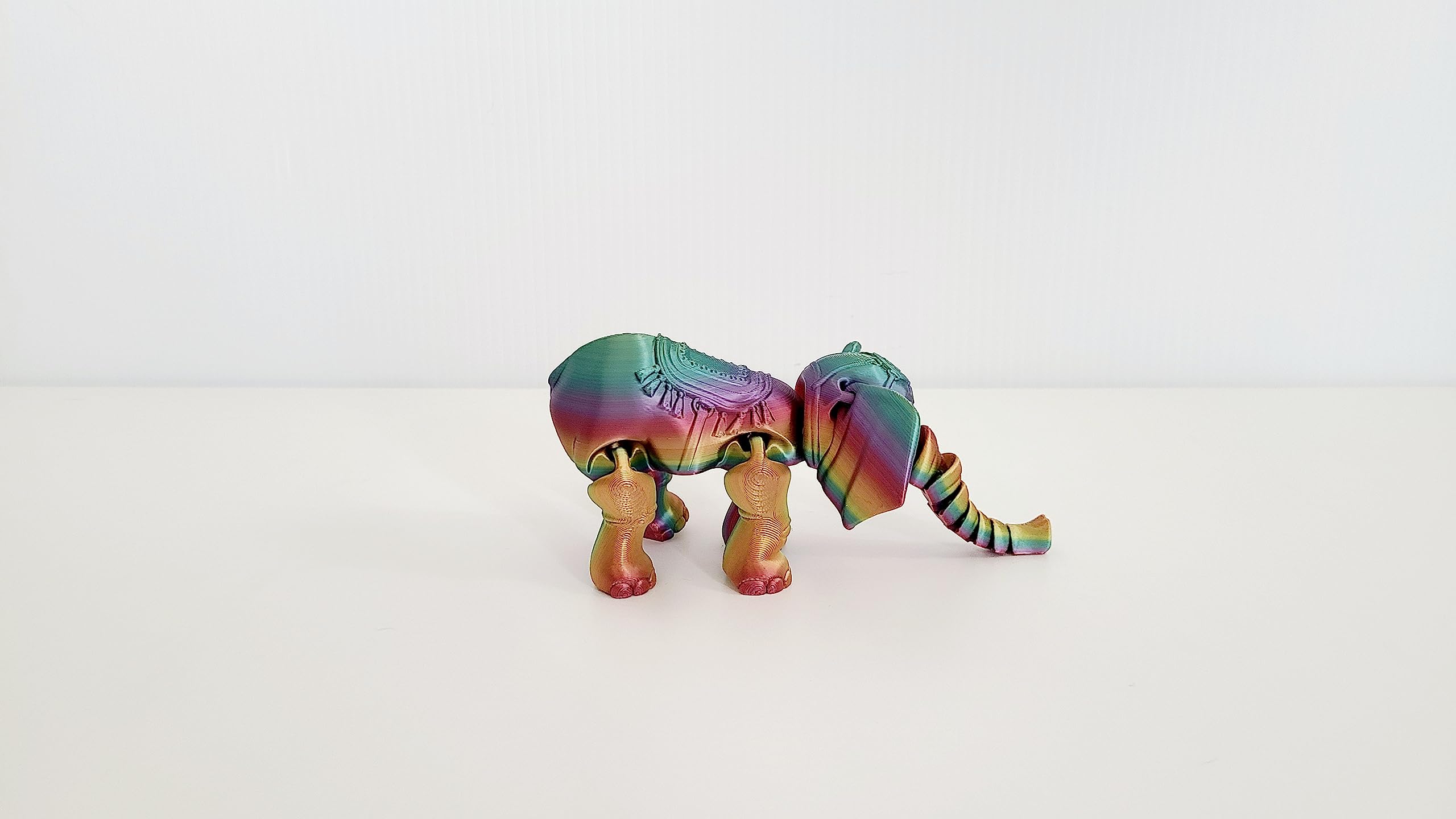 Flexible Articulated Fidget Toys for Stress Relief - Rainbow & Elephant Design - Perfect for ADHD, Anxiety, Office & Classroom Use