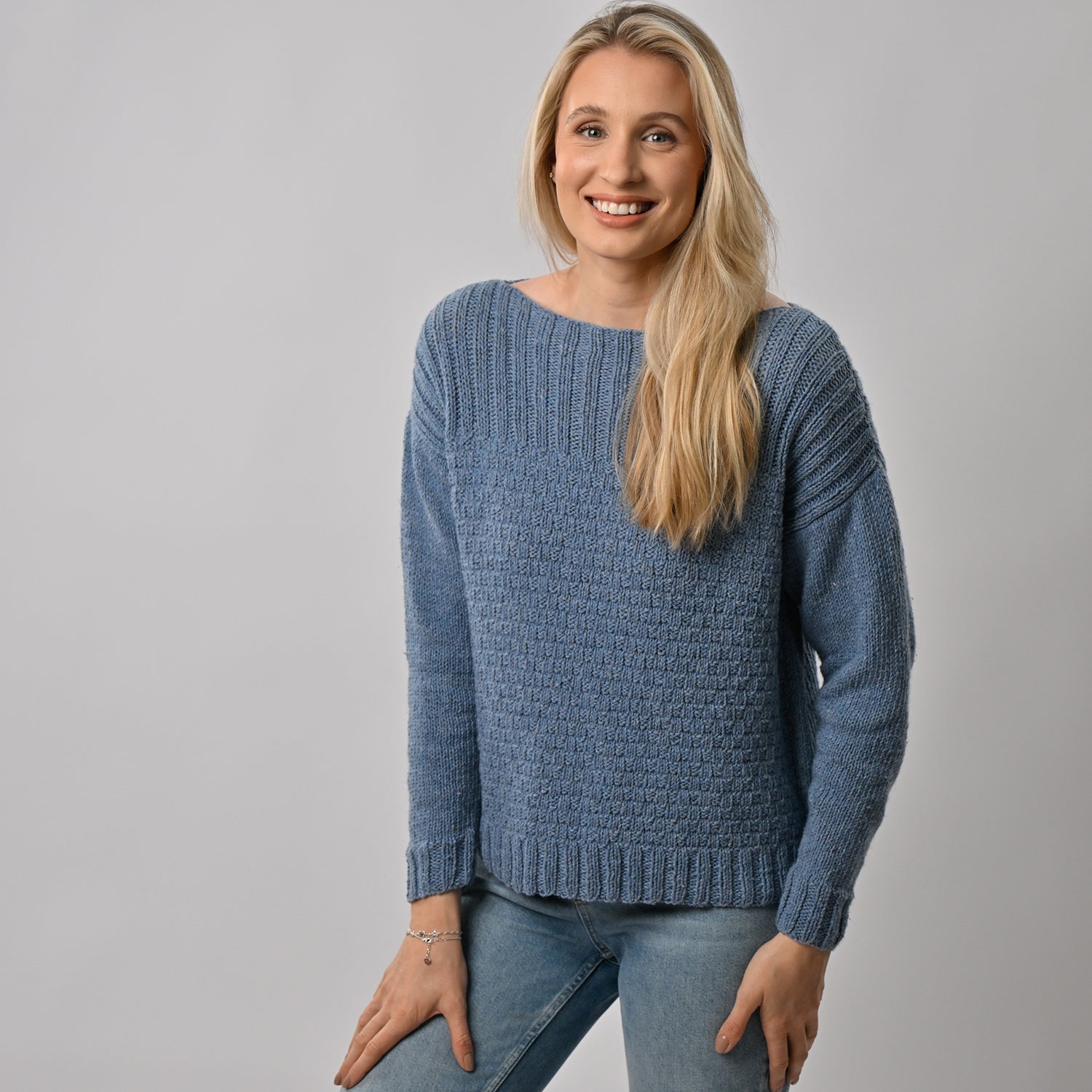 DIY Summer Jumper Knitting Kit for Beginners - Complete Crochet Set with Yarn, Needles & Patterns - Perfect for Home Crafting, Gift Making & Relaxation Activities