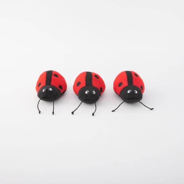 Soft Plush Leaf Blanket with Ladybugs for Dogs - Zippy Burrow Cozy Pet Bed - Perfect for Small & Medium Dogs to Snuggle & Sleep