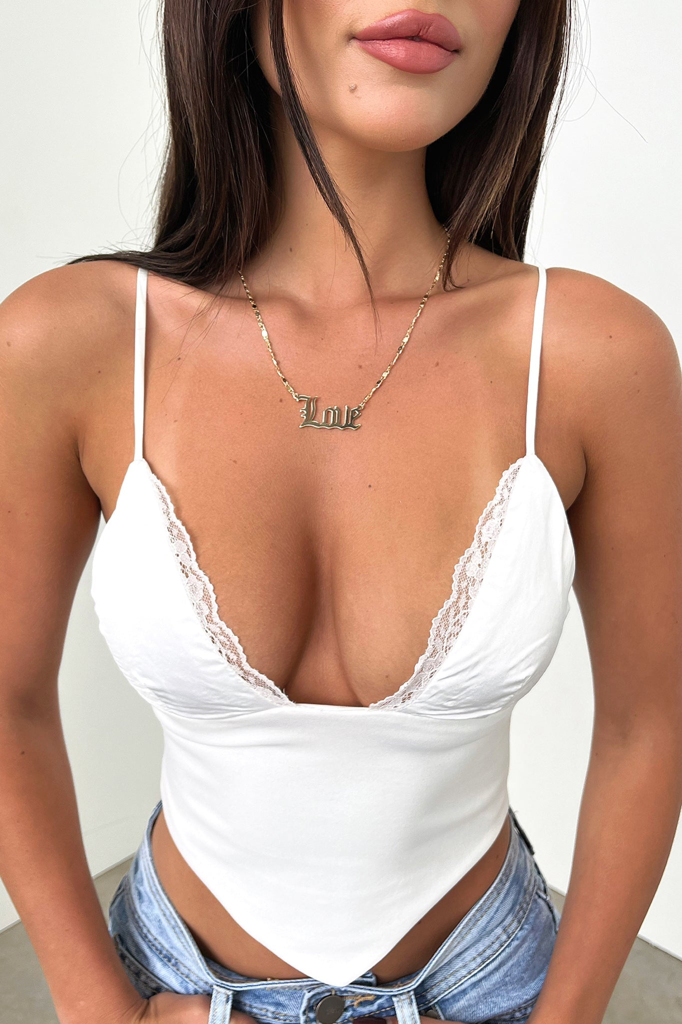 Love Necklace Gold - Elegant 14K Gold Pendant for Women, Romantic Gift for Anniversary, Valentine's Day & Special Occasions