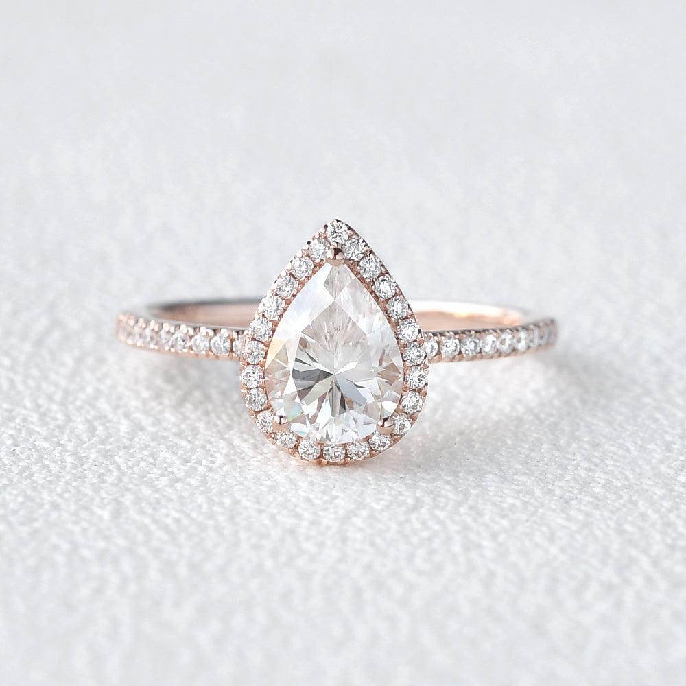 Exquisite Pear Shaped Moissanite Engagement Ring in 14K Gold - Perfect for Proposals, Anniversaries & Romantic Occasions