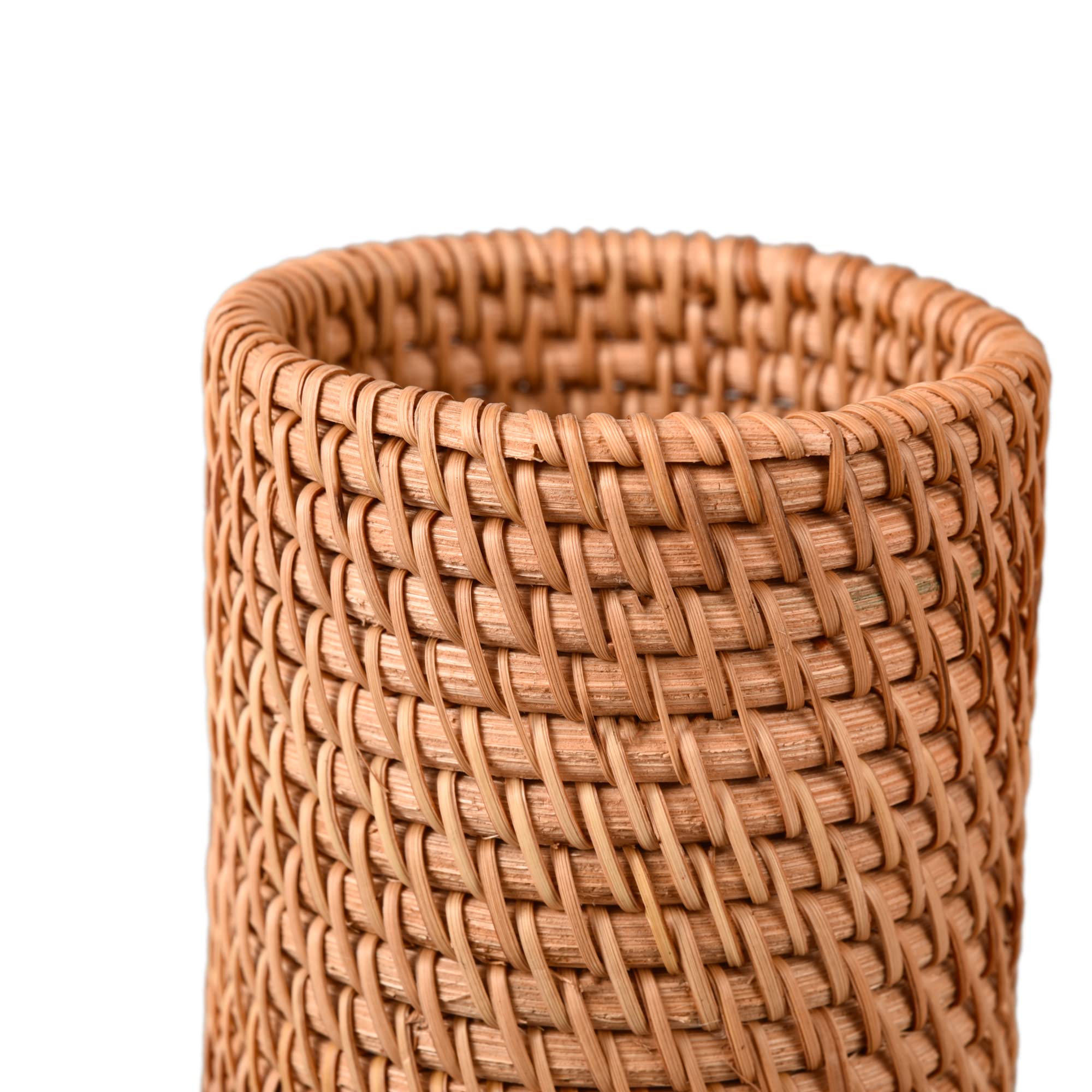 Handmade Rattan Pencil Holder & Makeup Brush Organizer - Natural Wicker Pen Cup for Office Desk, Home Study, and Vanity Storage | Perfect for School Supplies, Cosmetics, and Stationery Organization
