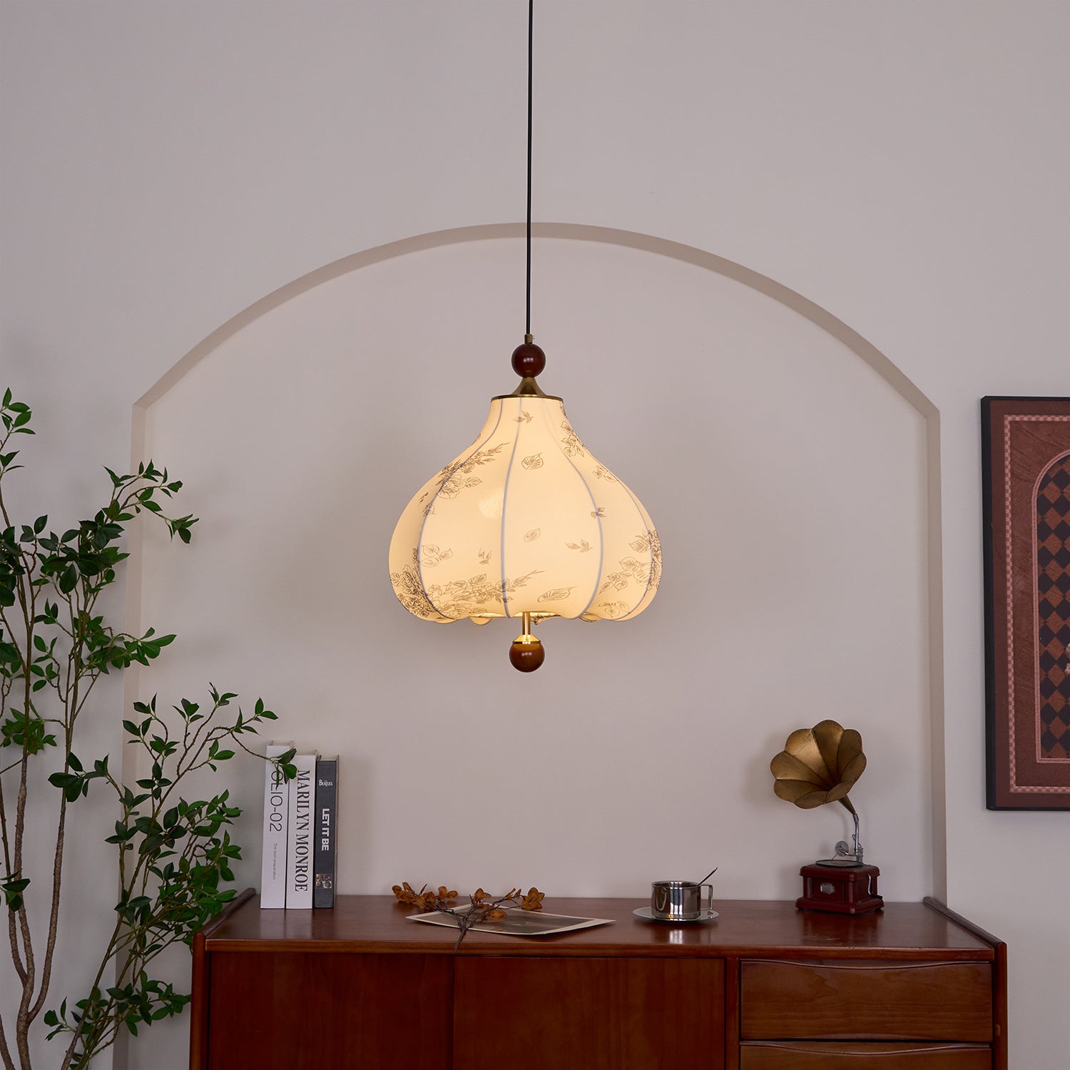 Stylish Chestnut Bloom Pendant Lamp - Modern Hanging Light Fixture for Dining Room, Kitchen Island & Bedroom Decor