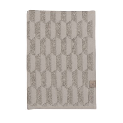 METTE DITMER Geo Towel - 100% Organic Cotton Bath Towel 50x95cm (19.7x37.4in) - Soft, Absorbent & Eco-Friendly - Perfect for Beach, Spa, Yoga & Home Use - Sand Color