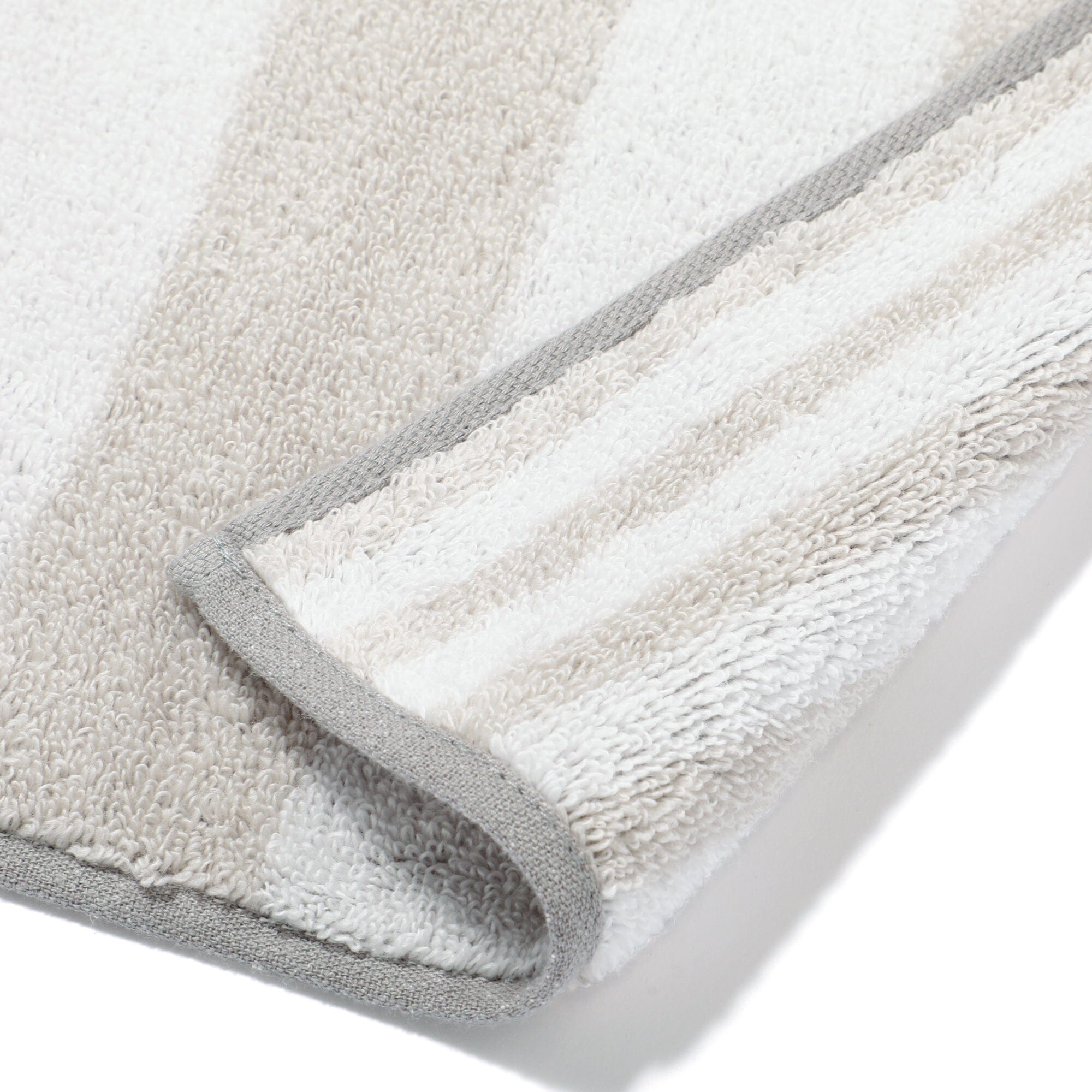 Premium Mini Bath Towel with Classic Stripes - Soft & Absorbent Light Gray Towel for Kids, Travel, Gym & Spa | Quick-Drying & Compact Size