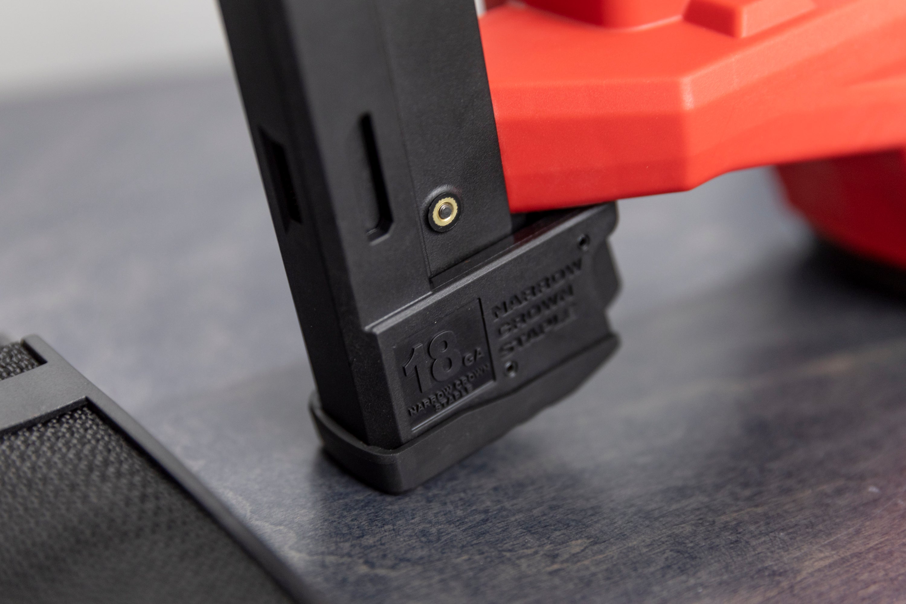 Milwaukee M18 FUEL 18GA 1/4