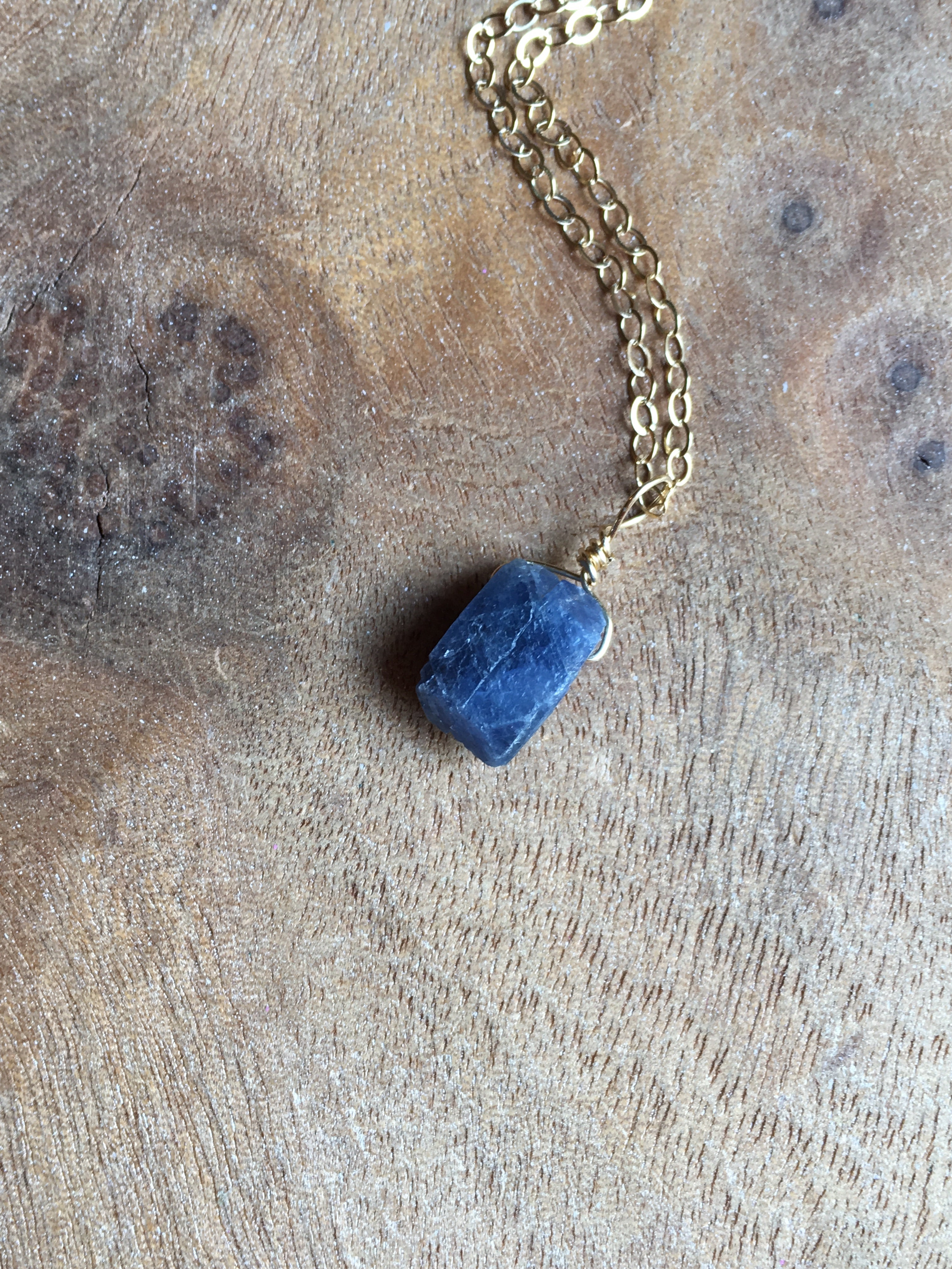 Natural Blue Sapphire Necklace for Women - 14K Gold or 925 Sterling Silver Pendant Jewelry - Perfect for Weddings, Anniversaries & Special Occasions