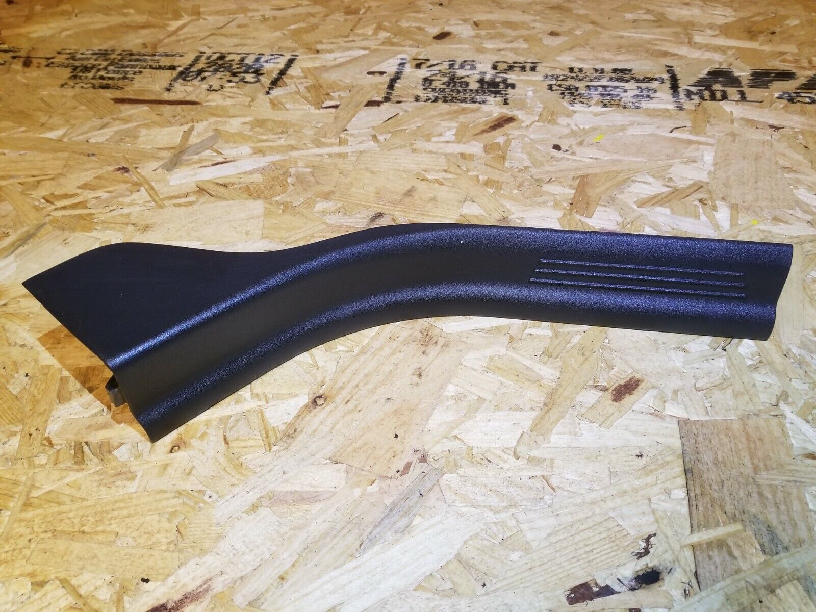 2005-2007 Volvo S40 Right Rear Passenger Side Door Sill Scuff Plate Trim OEM Replacement - Perfect for Car Interior Protection & Customization