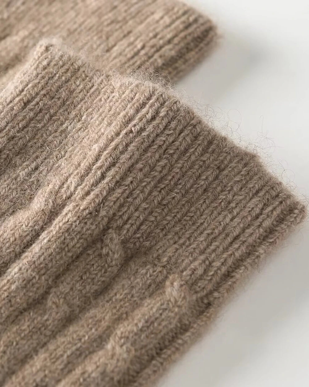 Luxury Knit Cashmere Crew Socks for Women & Men - Ultra Soft Winter Warm Socks - Perfect for Home, Office & Outdoor Activities
