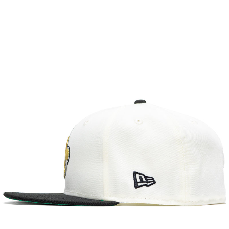New Era x Politics New Orleans Saints 59FIFTY Fitted Hat - Chrome/Black - Official NFL Snapback Cap for Men & Women - Perfect for Game Day, Sports Events & Streetwear Fashion