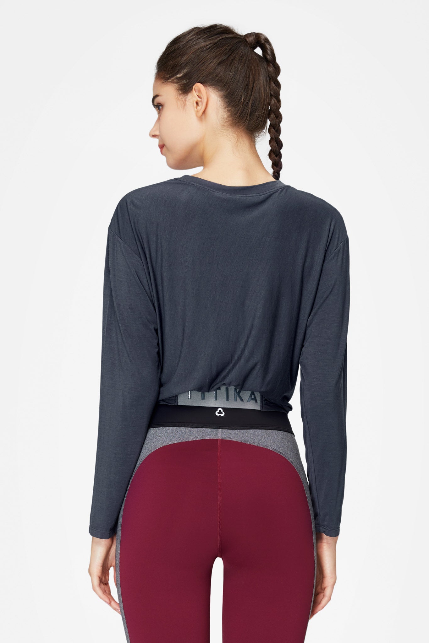 Stylish Women's Twist Crop Long Sleeve Tops for Casual Wear & Layering | Fashionable Fall & Winter T-Shirts