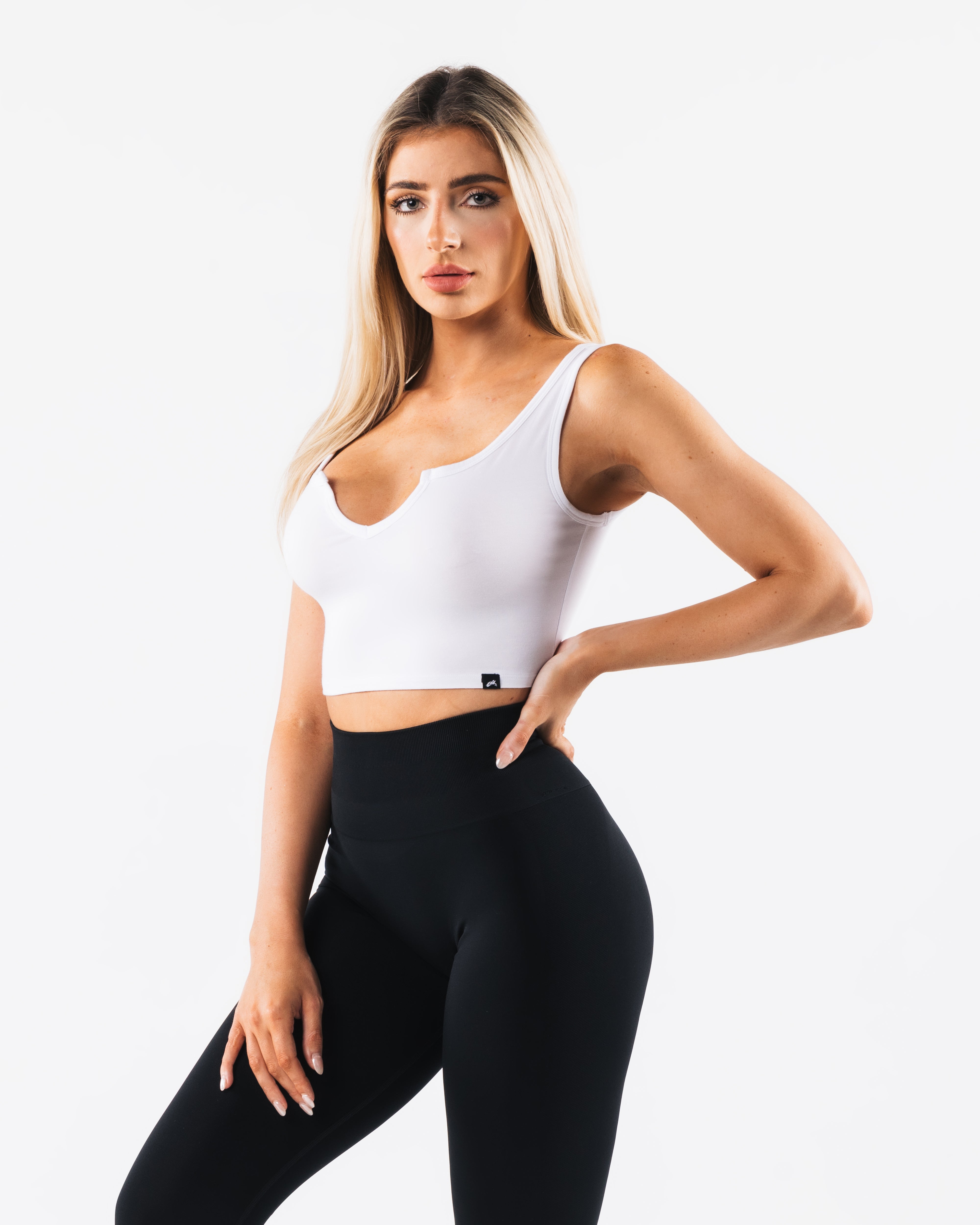 OT Slit Tank - White | Durable & Stylish Water Storage Solution for Home, Garden & Outdoor Use