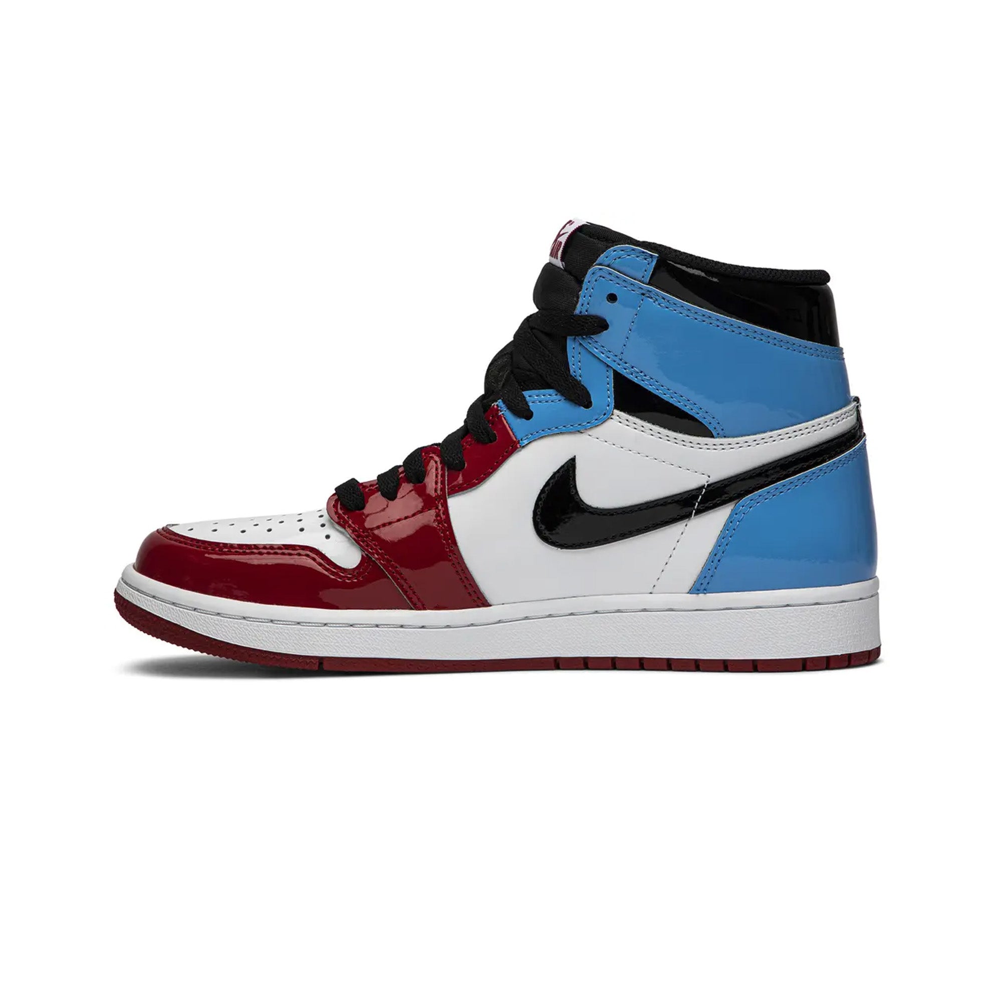 Air Jordan 1 'Fearless UNC Chicago' Retro Basketball Shoes - Men's High-Top Sneakers for Sports & Streetwear Fashion | Perfect for Basketball Games, Gym Workouts and Casual Outfits
