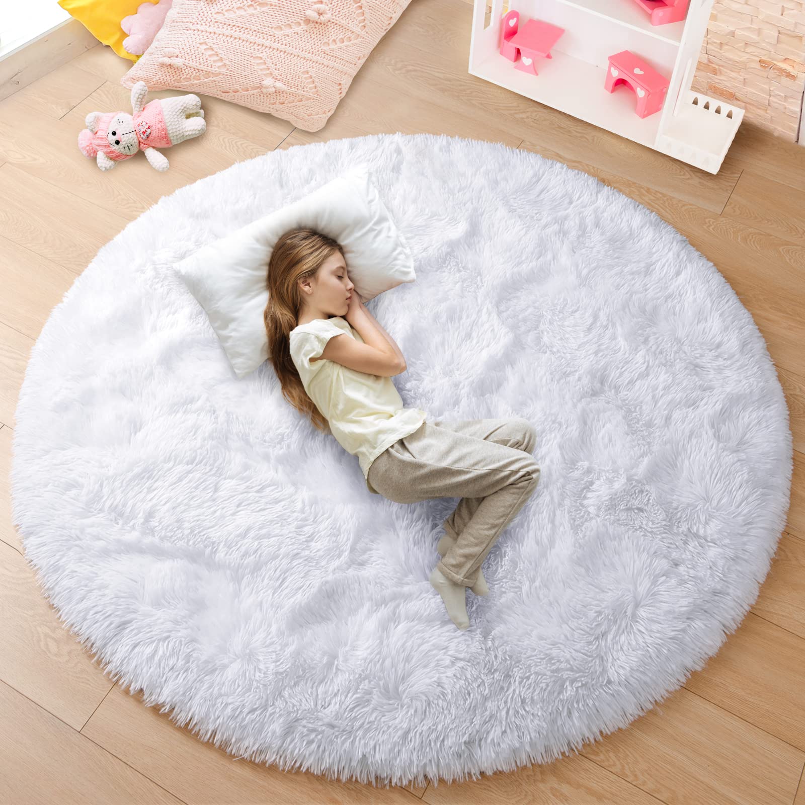 Junovo 6x6 Feet Round Fluffy Soft Area Rug - Plush Shaggy Circle Carpet for Kids Room, Girls Bedroom, Nursery & Teen Decor | Princess Castle Themed Cute White Large Circular Rug - Perfect for Playrooms, Dorm Rooms & Cozy Home Decor