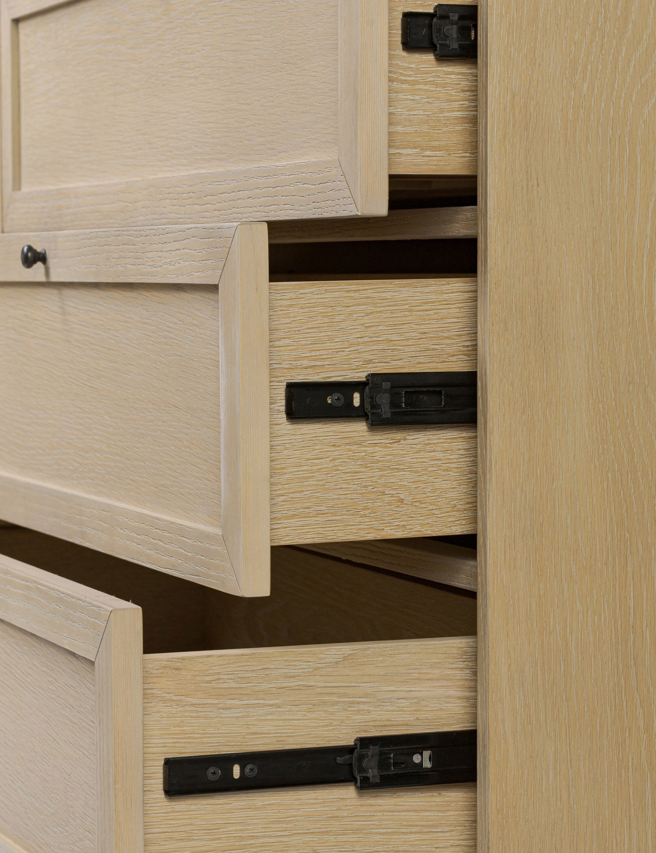 Carly 6 Drawer Dresser - Modern Wooden Chest of Drawers for Bedroom Storage & Organization | Perfect for Clothes, Linens, and Accessories | Space-Saving Furniture for Small Rooms & Apartments