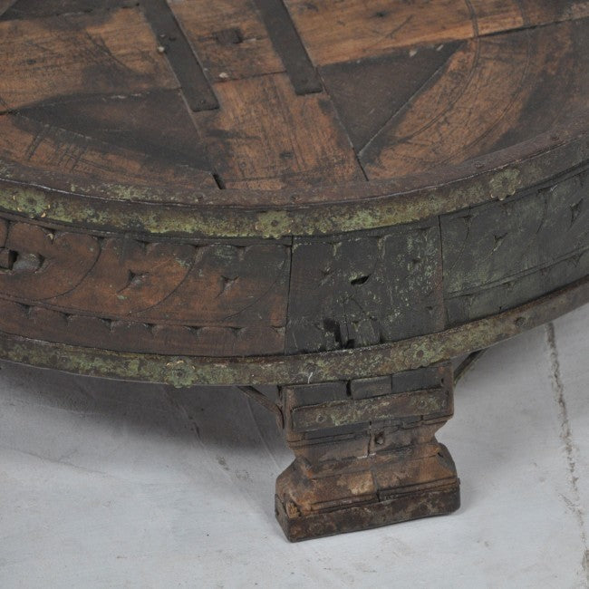 Hand Carved Tribal Grinder Round Coffee Table - Solid Wood Honey Finish for Living Room & Lounge Decor