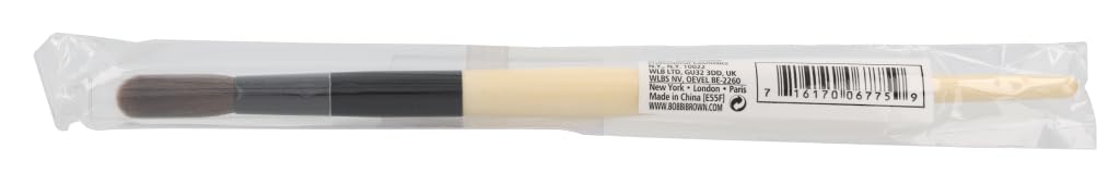 Bobbi Brown Eye Blender Brush - Professional Makeup Brush for Seamless Eyeshadow Blending | Perfect for Smokey Eyes & Everyday Makeup Looks