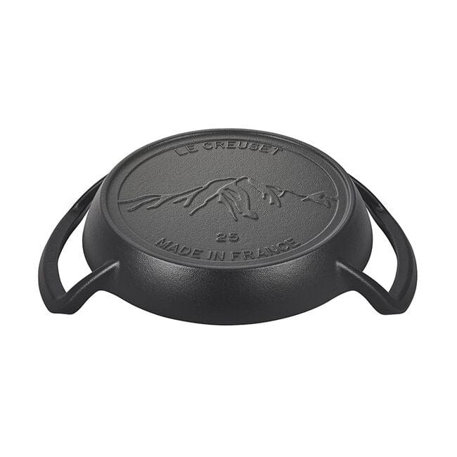 Le Creuset Alpine Outdoor Skillet 10 Inch - Enameled Cast Iron Frying Pan for Camping, Grilling & Outdoor Cooking - Perfect for Stovetop, Oven & Open Flame Use