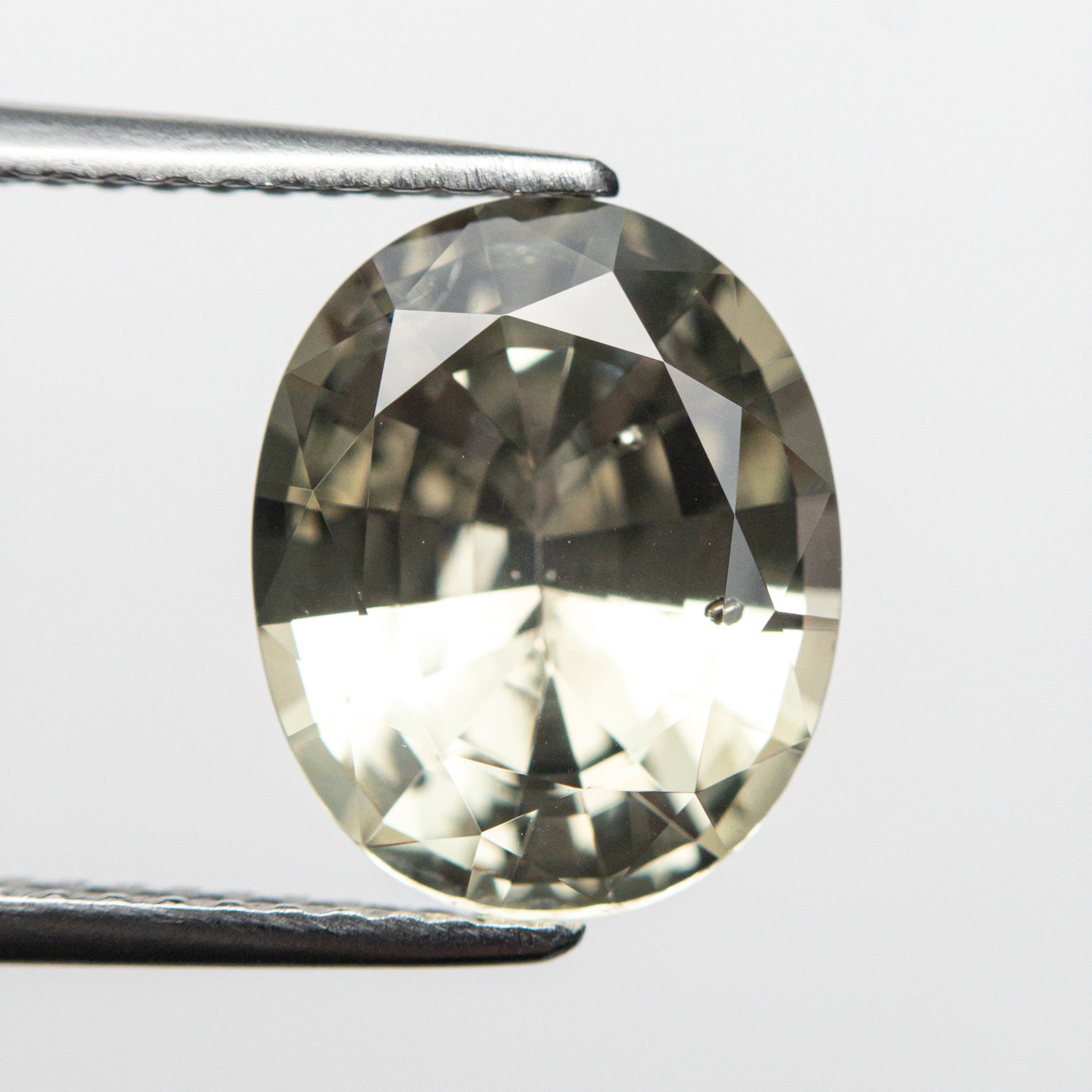 4.10ct Oval Brilliant Blue Sapphire Gemstone - 10.93x8.89x5.27mm for Engagement Rings & Fine Jewelry Making