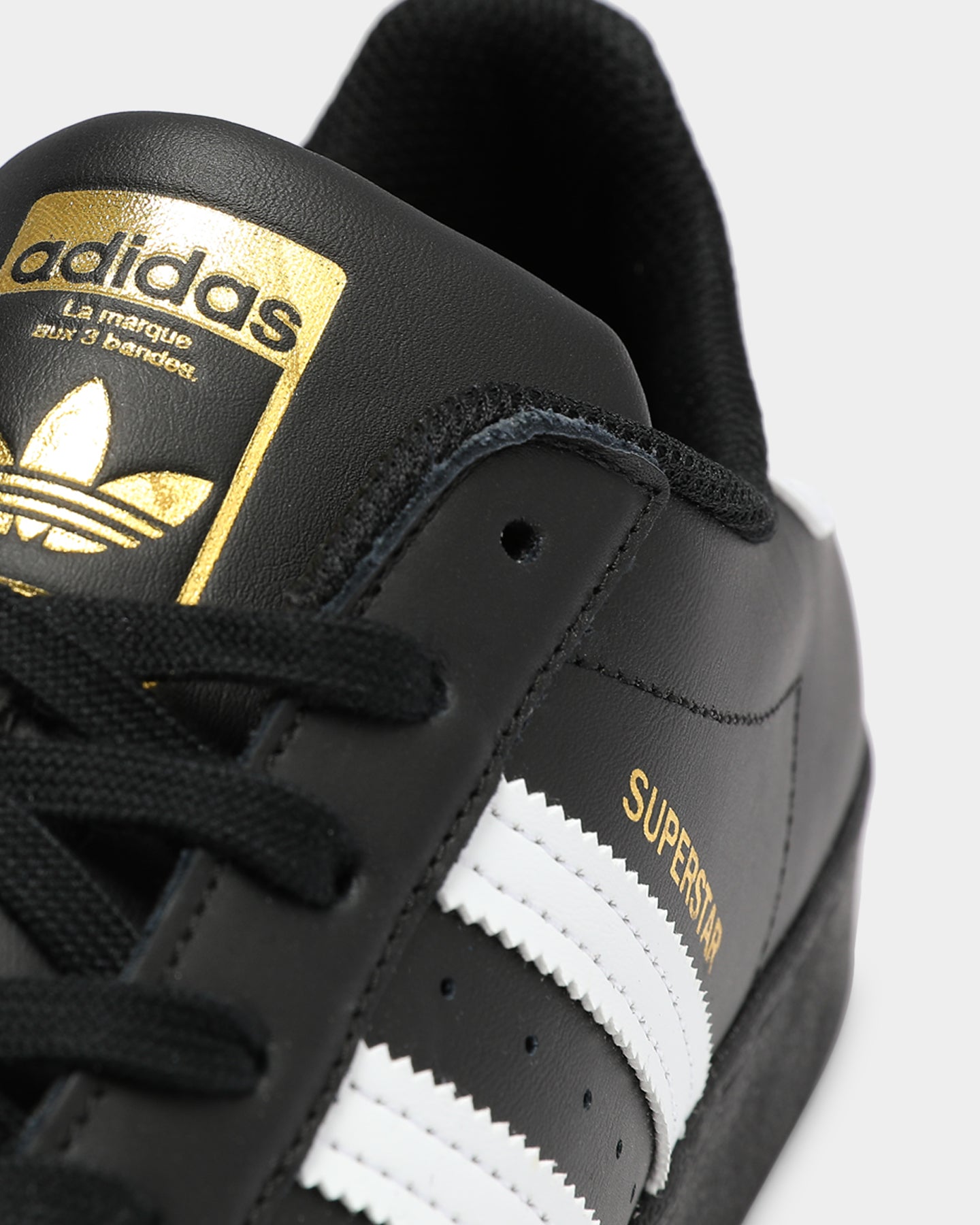 Adidas Men's Superstar Sneakers - Classic Black & White Low-Top Shoes for Casual Wear, Street Style & Everyday Comfort