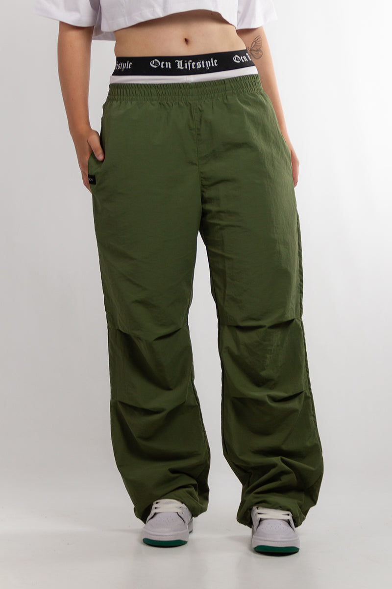 Women's Huntress Green Cargo Pants - Outdoor Hiking, Camping & Adventure Wear - Durable & Comfortable Tactical Pants for Active Women
