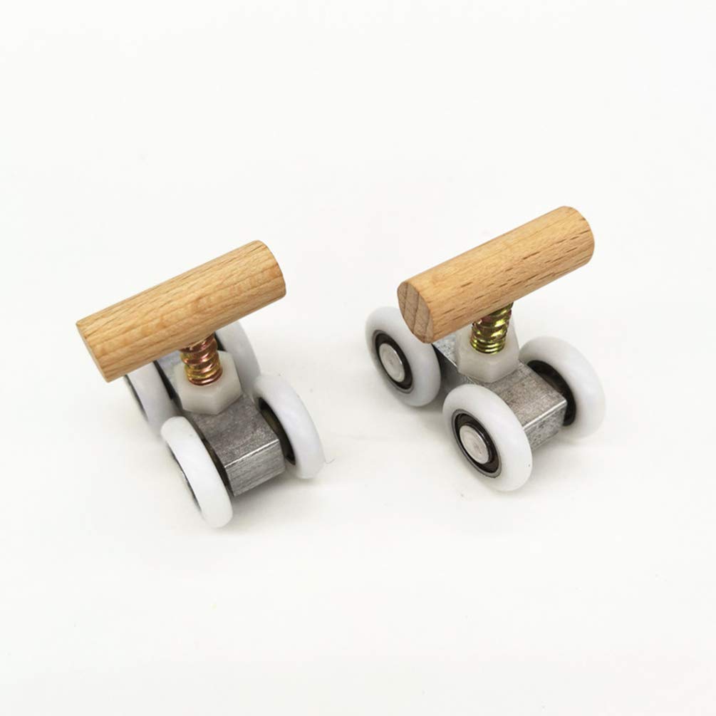 POPETPOP Macaw Parrot Roller Skates Toy - 2pcs Interactive Training Toys for Small & Medium Parrots | Bird Intelligence Development | Perfect for Playtime & Training Sessions (Small Size)